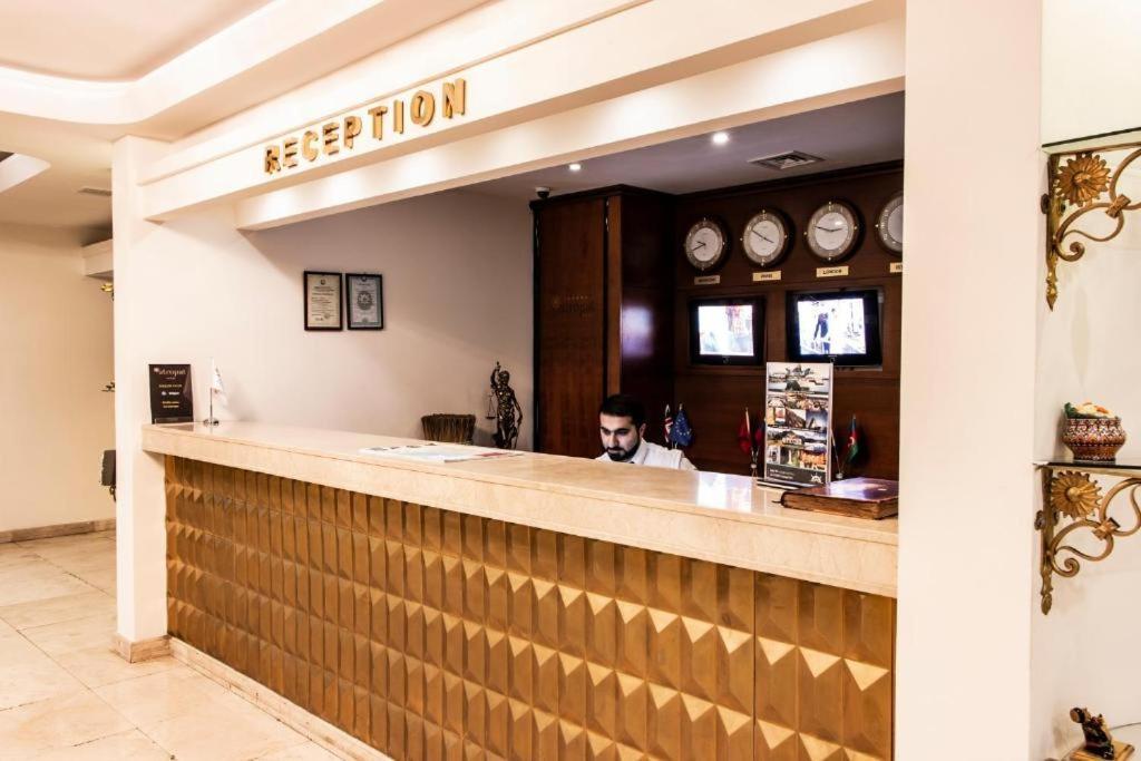 Global Express Hotel Баку Екстериор снимка