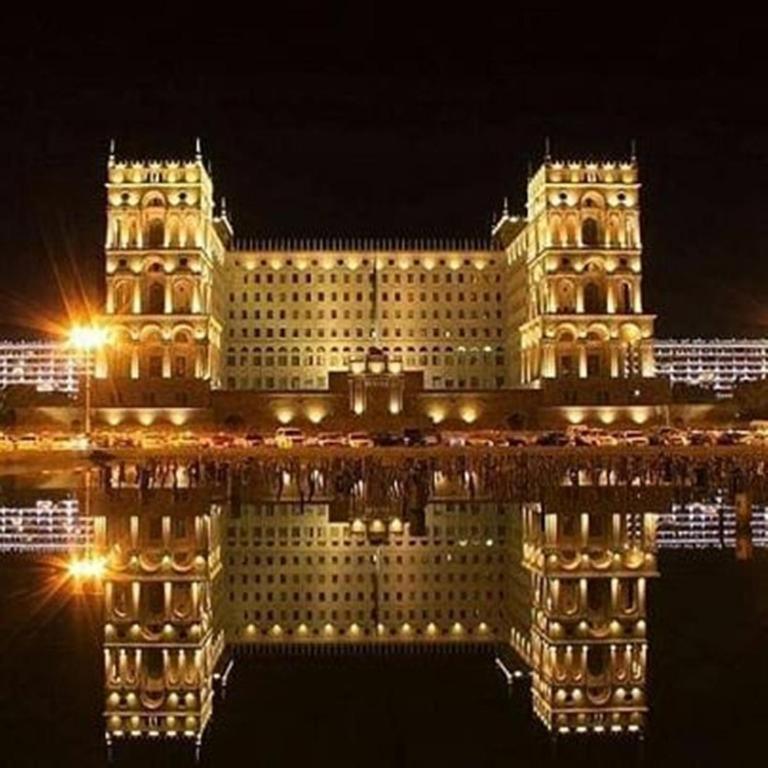 Global Express Hotel Баку Екстериор снимка