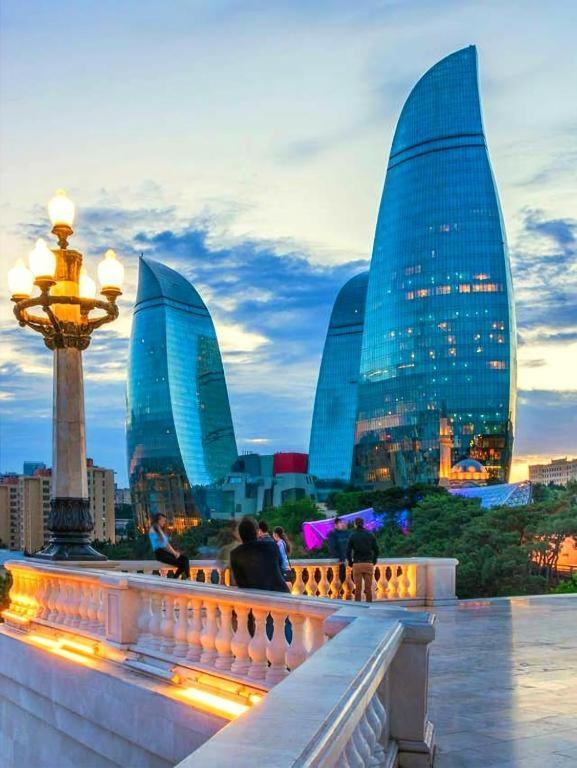 Global Express Hotel Баку Екстериор снимка